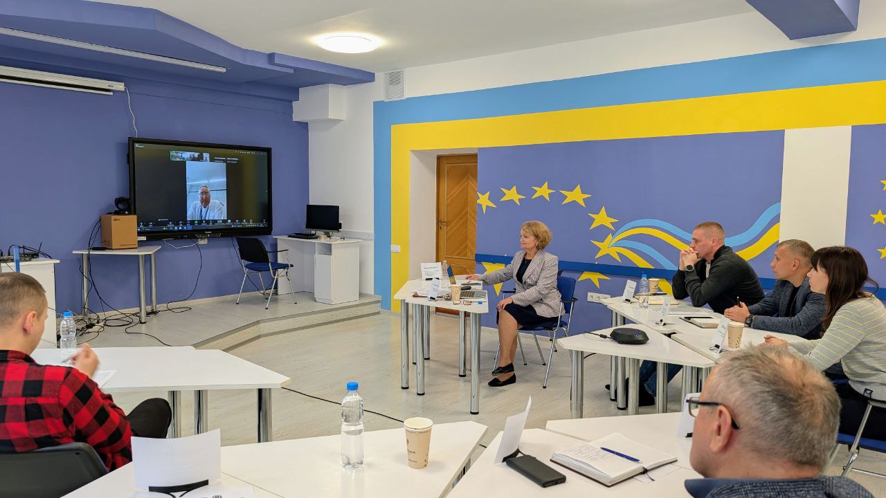 Uchast u naradi lidera z bezpeky klimatu prohram NATO SPS Richarda BREVINA